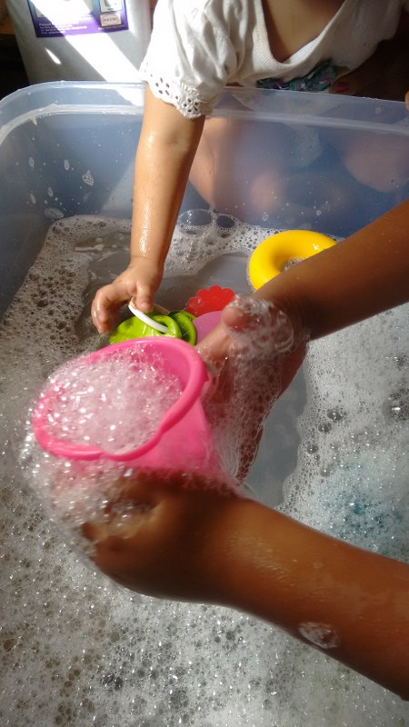 simple sensory play for babies