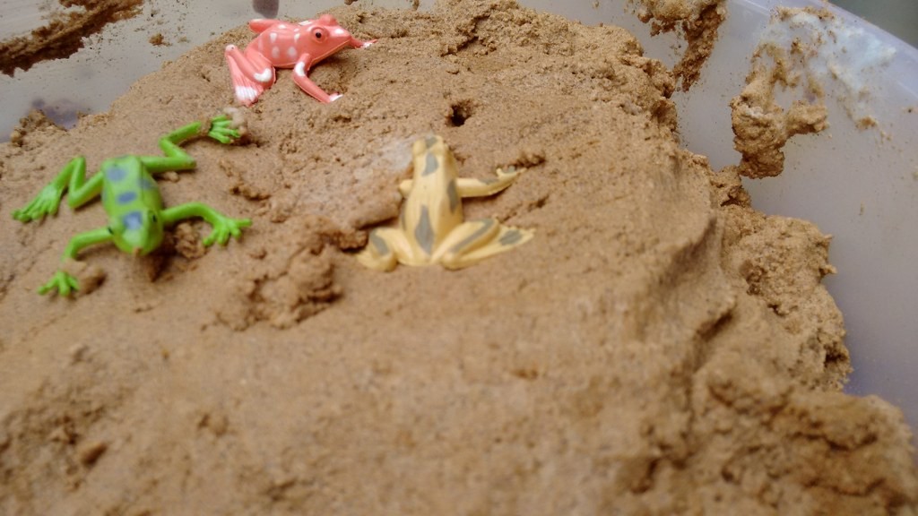 DIY foam sand